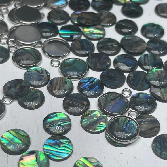 100pcs Real Abalone Shell Flatbacks Stud Earrings & Bezels more Bundle Lot - Picture 7 of 13